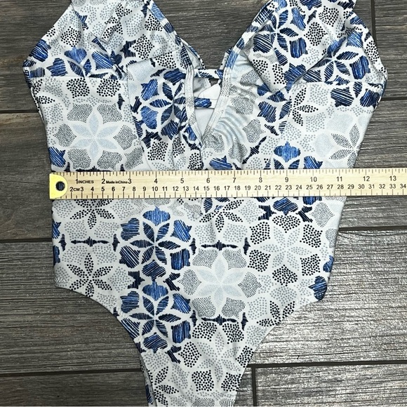 Somedays Lovin Sapphire Pools One Piece Swimsuit Small Deep V Ruffles - Picture 6 of 16